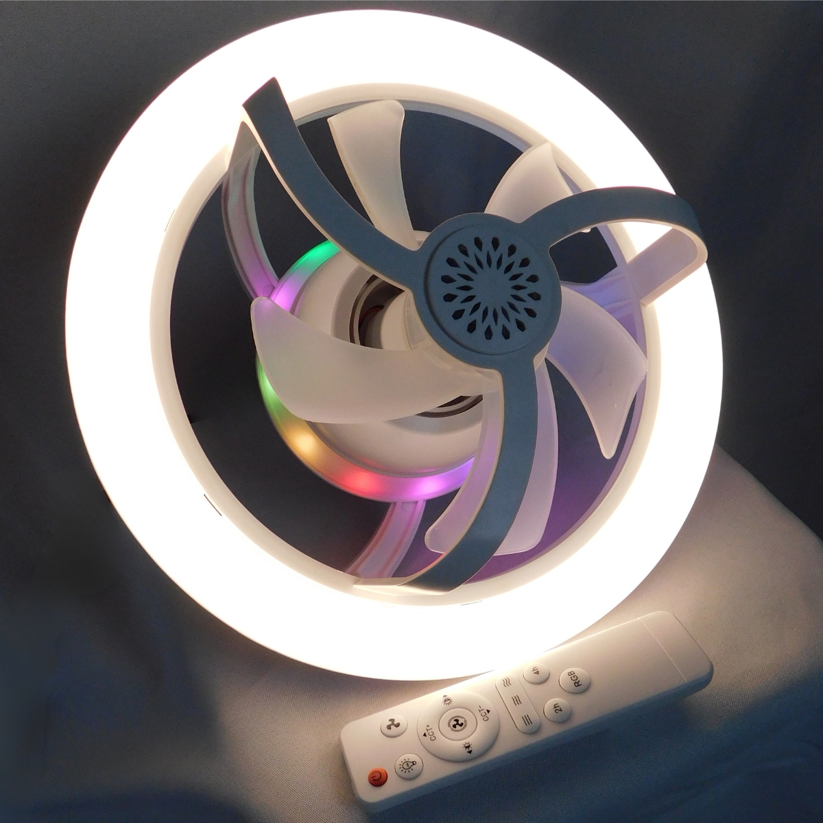 Ventilador Para Portalámpara Luz Led y Control Remoto Atenas VTLAMP - Pireo